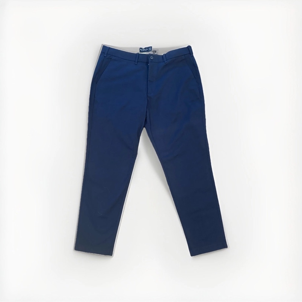 Abercrombie & Fitch Men's Navy Blue Chinos Size 36x32